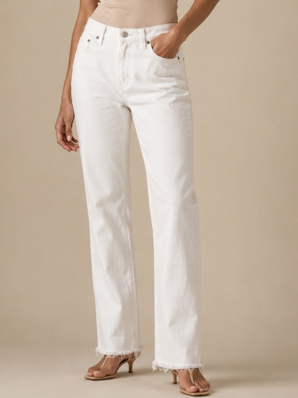 Universal Thread White Raw Hem Jeans Size 12/31R